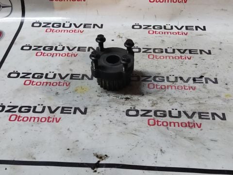 Volvo S80 2.4 D5 Krank kasnak dişlisi