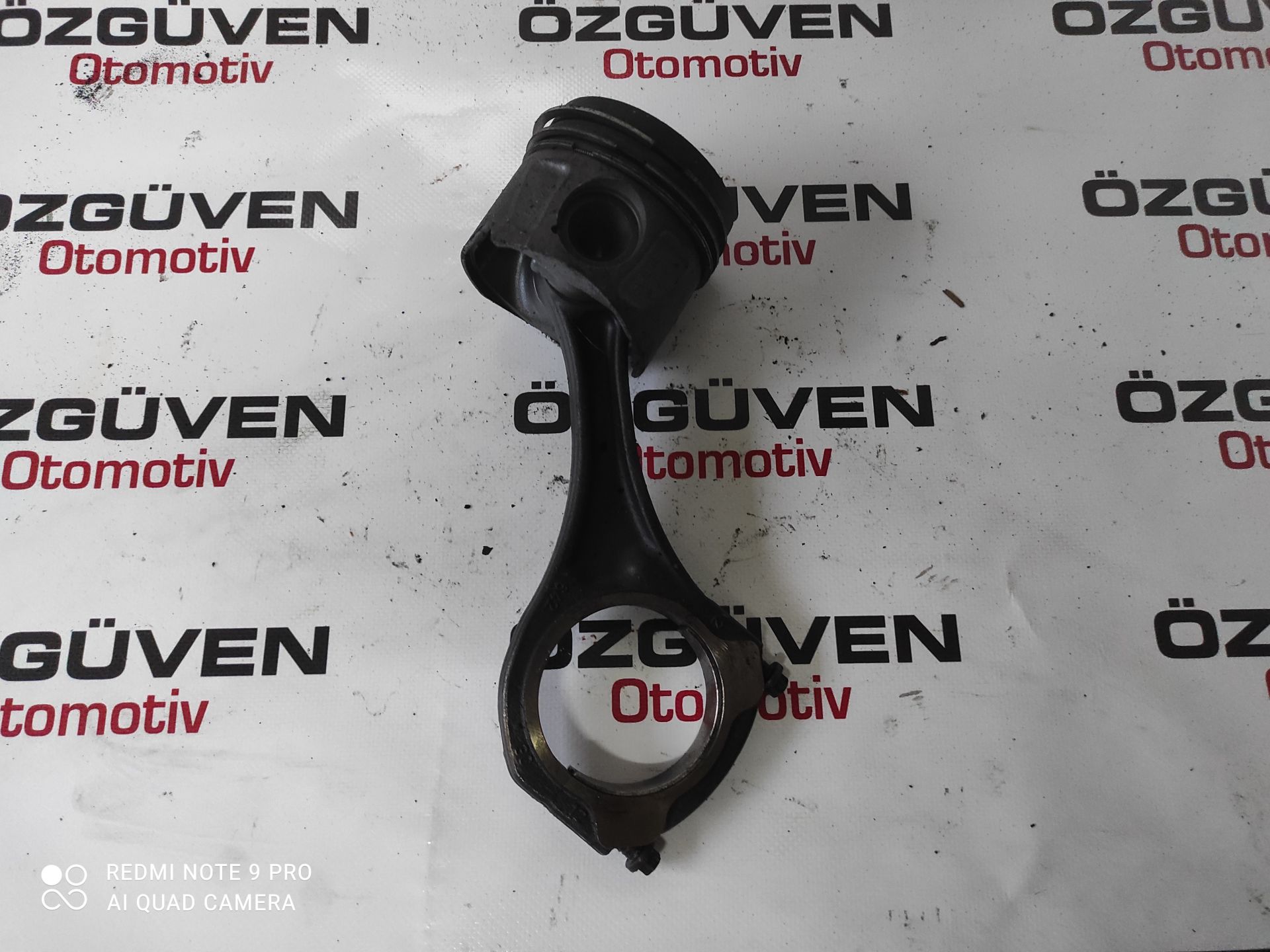 Mercedes 642 Piston Kolu