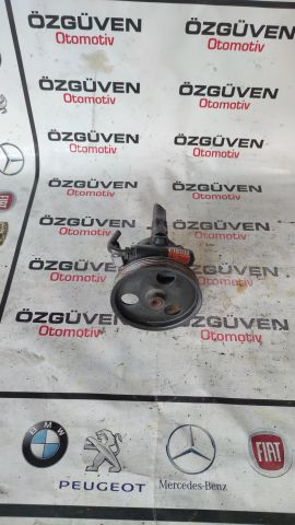 Renault Clio direksiyon pompası