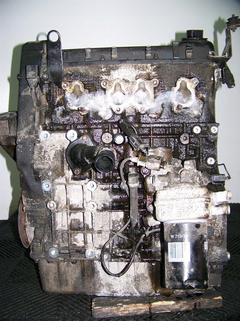 Volkswagen Polo 1.6 Akl Yarım Motor
