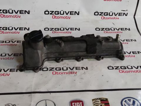 Toyota Corolla 1.4 Dizel Külbütör kapağı