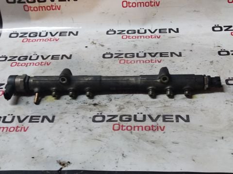 Volvo S80 2.4 D5 Enjektör kütüğü