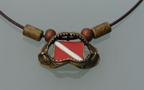 Pirinç Metal Kolye,KÖPEKBALIĞI ÇENESİ