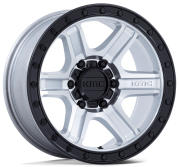 KMC KM551 OUTRUN 18X9.0 6X139.7  ET+18 Machined / Gloss Black Lip