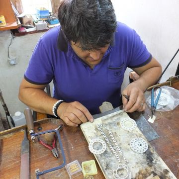 Metin Kuyumculuk Kişiye Özel Sipariş  Kolye Yüzük Bileklik  Küpe Yapımı Altın Gümüş Kolye Künye Zincir İmalatcısı Özel Tasarım Künye Yüzük Kolye Yapımı Tamiri Ustası İstanbul Fatih Kapalıçarşı