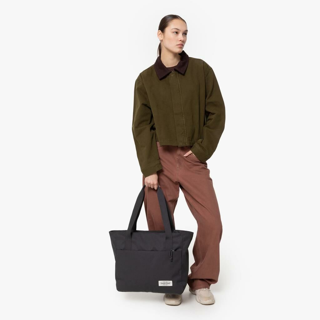 Eastpak Carry Tote 16 İnç Kadın Omuz Çantası Füme Gri EK0A5BLR4W31