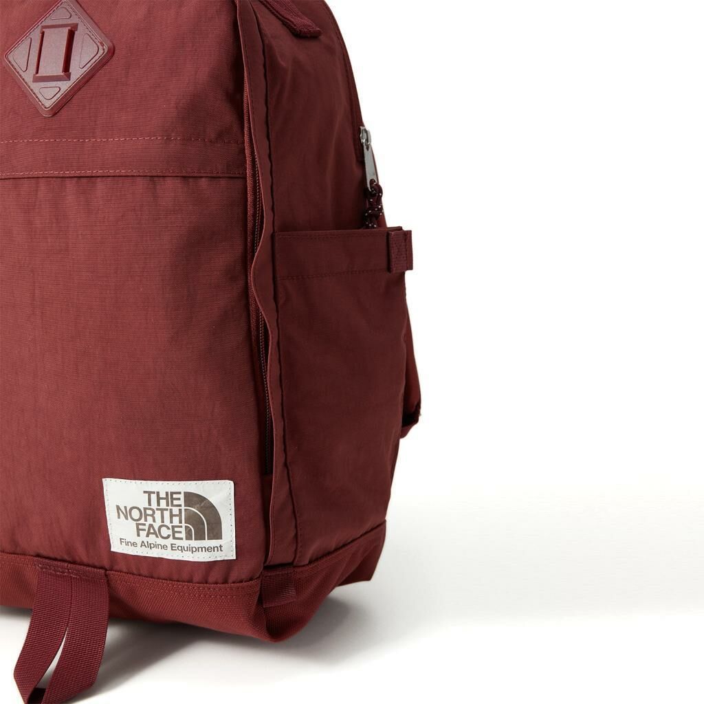 The North Face Berkeley Sırt Çantası Sumac Bordo NF0A52VQ82P1