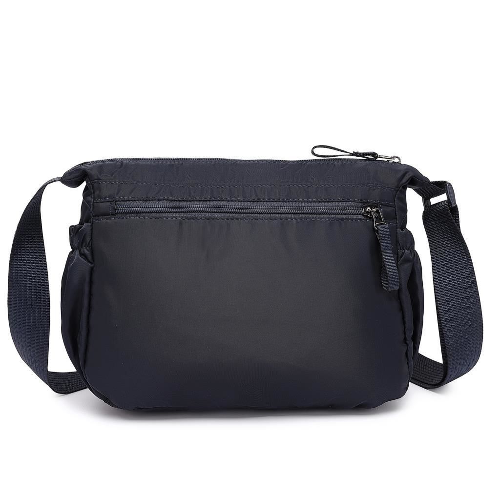 Smart Bags Yumuşak Kumaş Askılı Postacı Kadın Çantası 8729 Lacivert