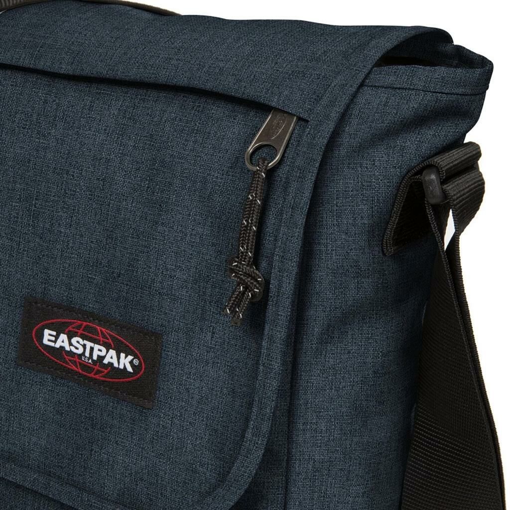Eastpak Delegate+ Omuz Askılı Postacı Çantası Füme EK00026E26W1