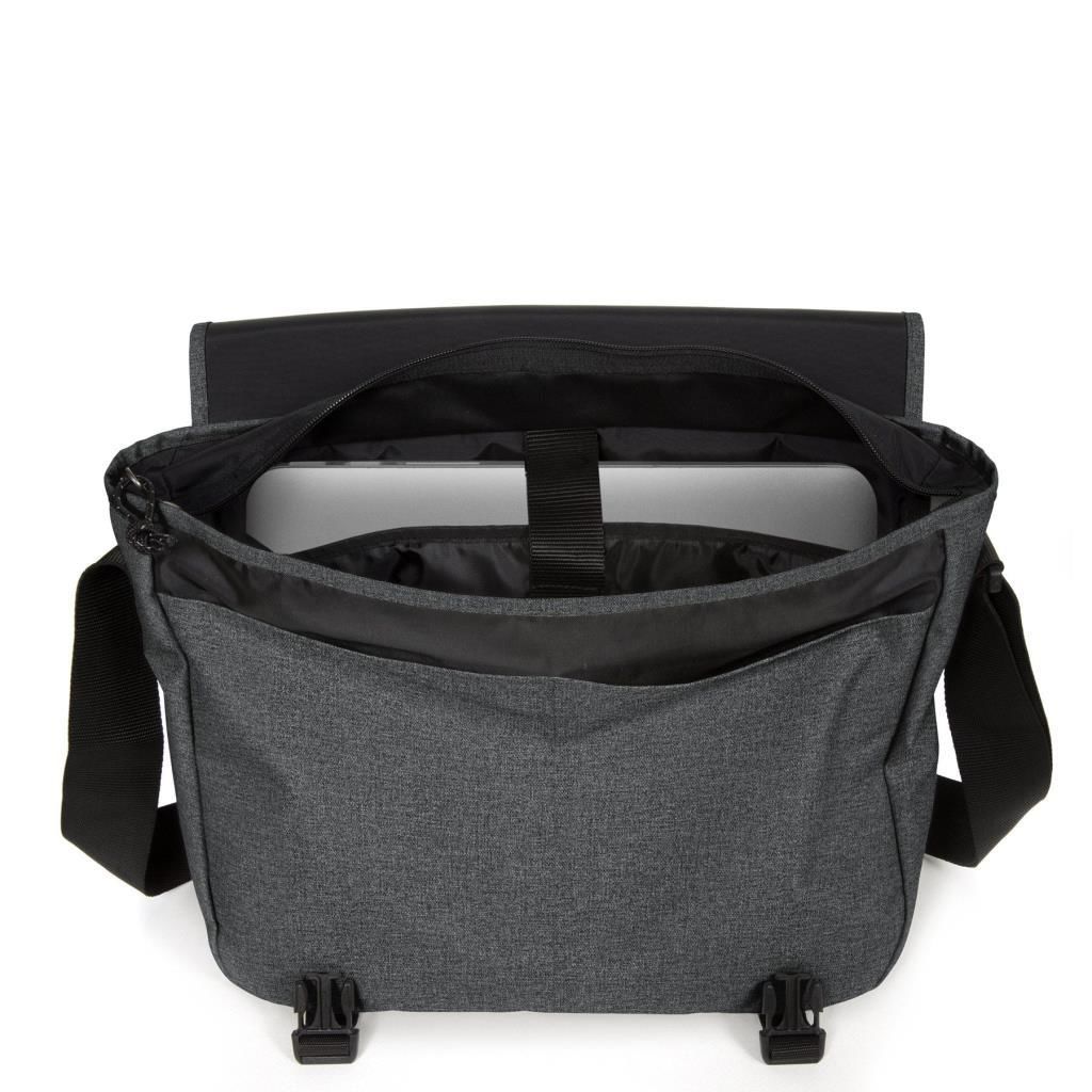 Eastpak Delegate+ Omuz Askılı Postacı Çantası Füme EK00026E77H1