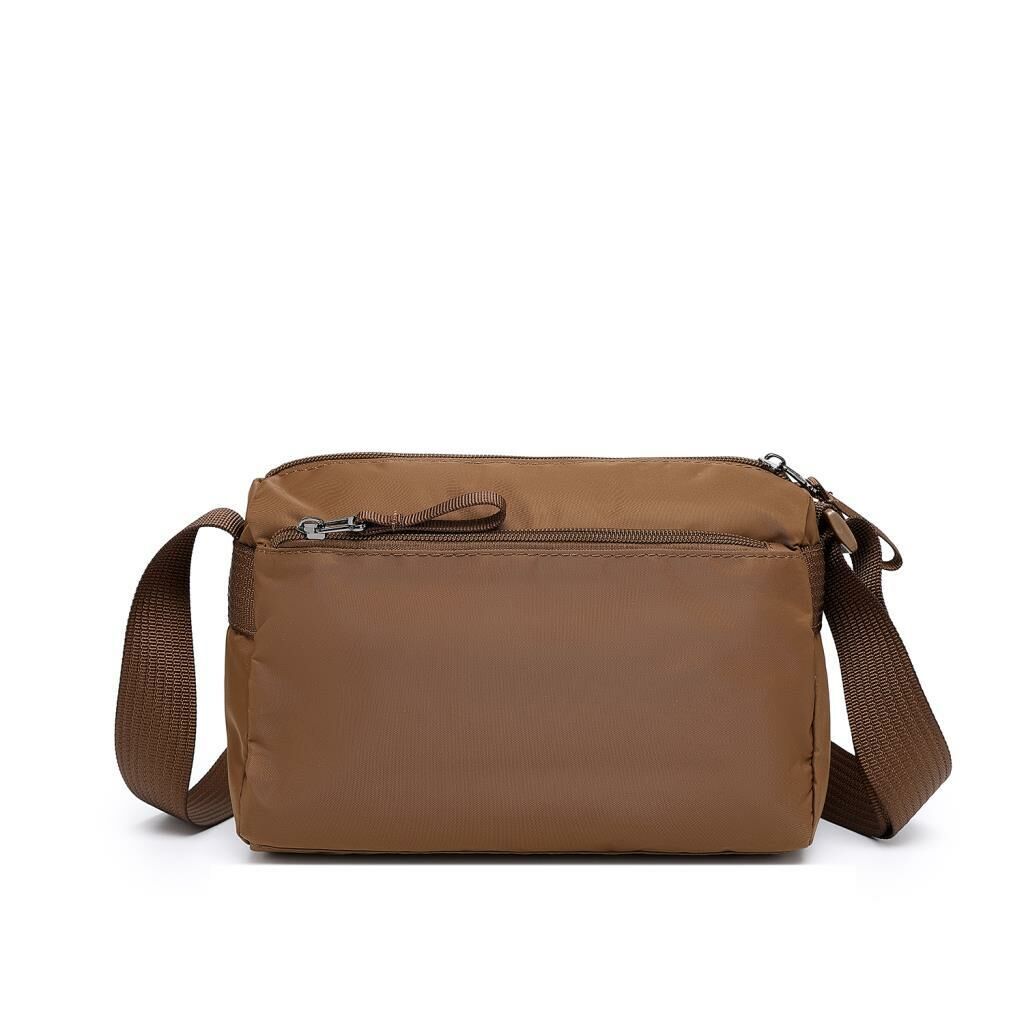 Smart Bags Yumuşak Kumaş Askılı Postacı Kadın Çantası 8728 Camel