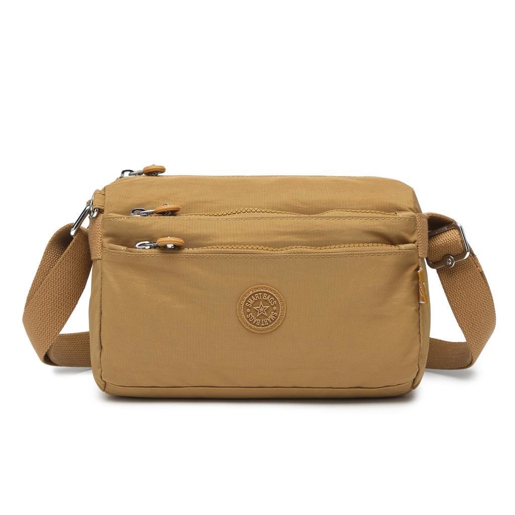 Küçük Boy Postacı Kadın Çantası Smart Bags 1006 110 Taba