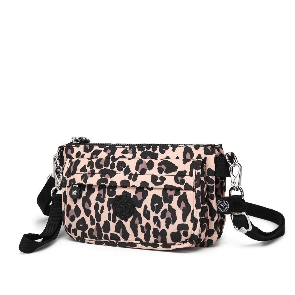 Minik Boy Krinkıl Kumaş Kadın Postacı Çantası Smart Bags 1191 Leopar