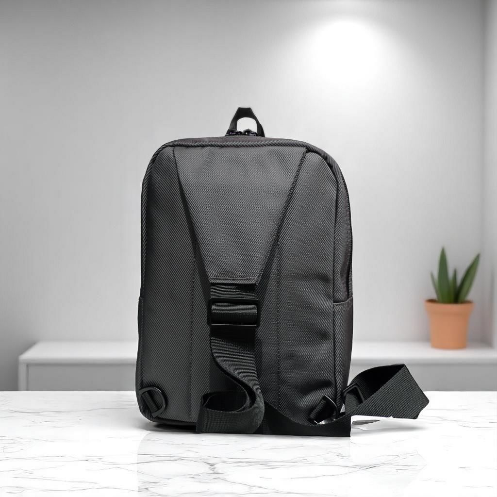 Tek Askılı Bodybag Erkek Sırt Çantası Baggaj CS24156 Siyah