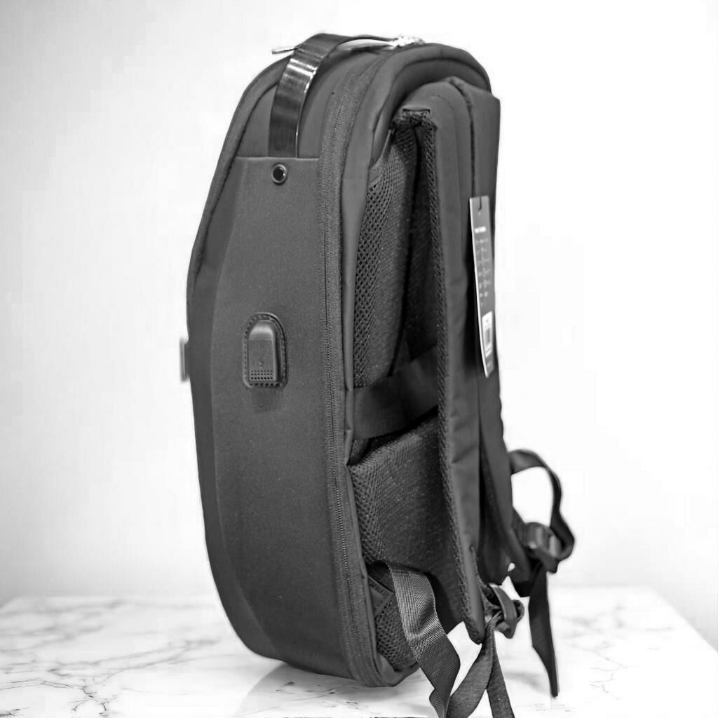 Laptop Gözlü İnce Tasarım Şifreli Sırt Çantası Baggaj S24135
