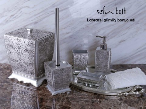 By Selim Labrazel Banyo Seti Gümüş