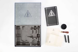 Harry Potter: The Deathly Hallows Deluxe Stationery Set HC