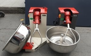Hamur Yoğurma Makinesi Devirmeli 50 Kg
