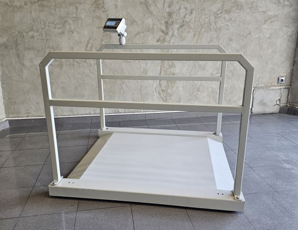 İMMAX Rampalı Tutunma Barlı Diyaliz Baskülü 600 KG 90x110 Cm Şarjlı
