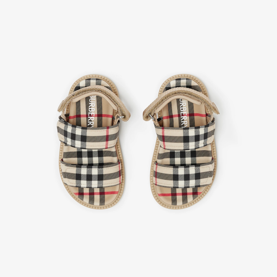 Sandalen aus Leder mit Vintage-Check und Schnallen – Kindersandalen, gemustert