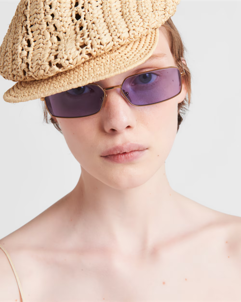 Sunglasses with the Prada logo - Güneş Gözlüğü