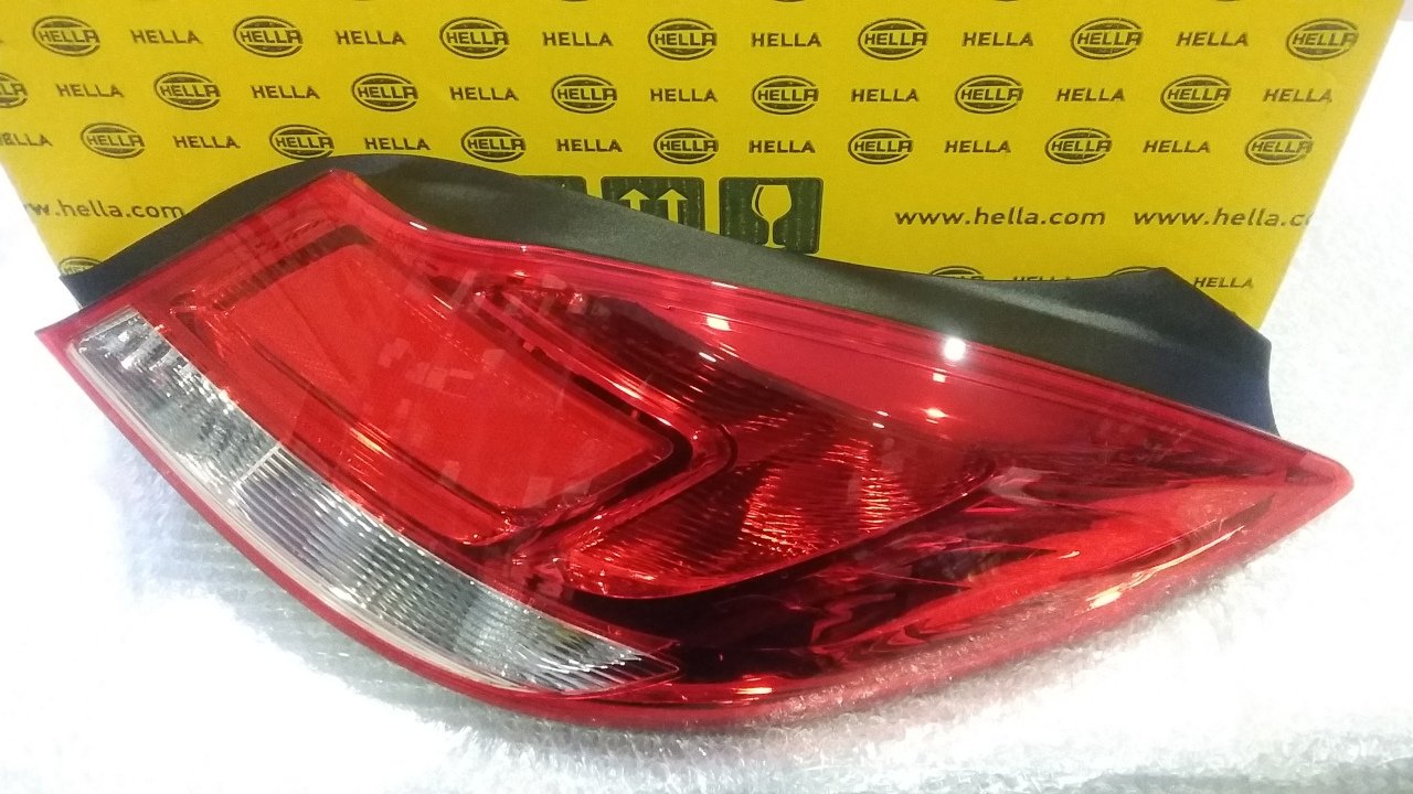 Opel İnsignia Stop Lambası Sağ ( Arka Far ) HELLA Marka Orjinal..