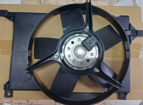 Opel Tigra A Radyatör Fan Motoru Komple