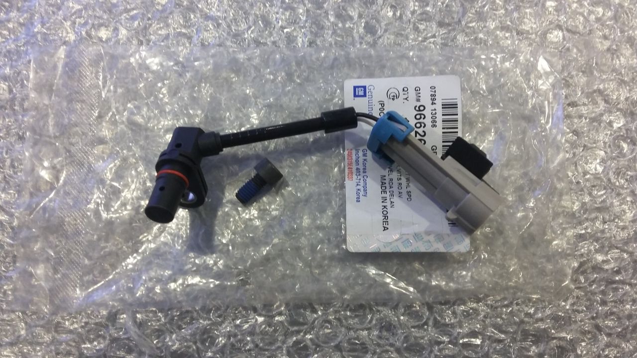 Chevrolet Captiva Abs Sensörü ( Kablosu ) Ön GM