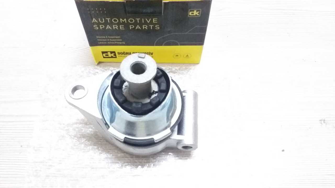 Opel Astra H Arka Motor Takozu Kulagı Saçlı 1.9 Dizel Motor