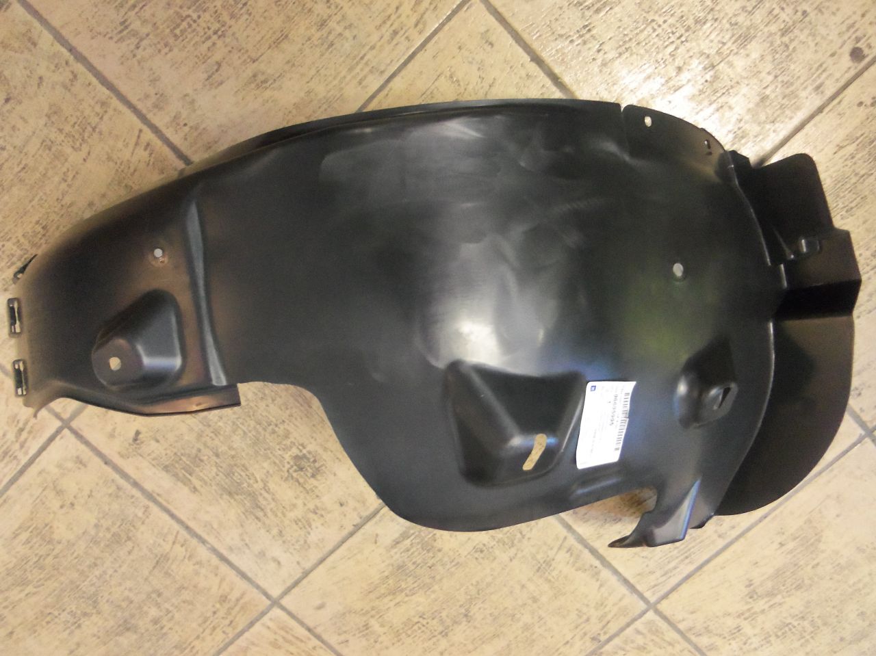 Chevrolet Aveo Çamurluk Davlumbazı Önün Arkası Sol 2011-2015 GM