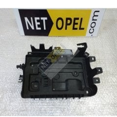 Opel Corsa D Akü Bakaliti ( Kapağı - Yeri ) Alt GM