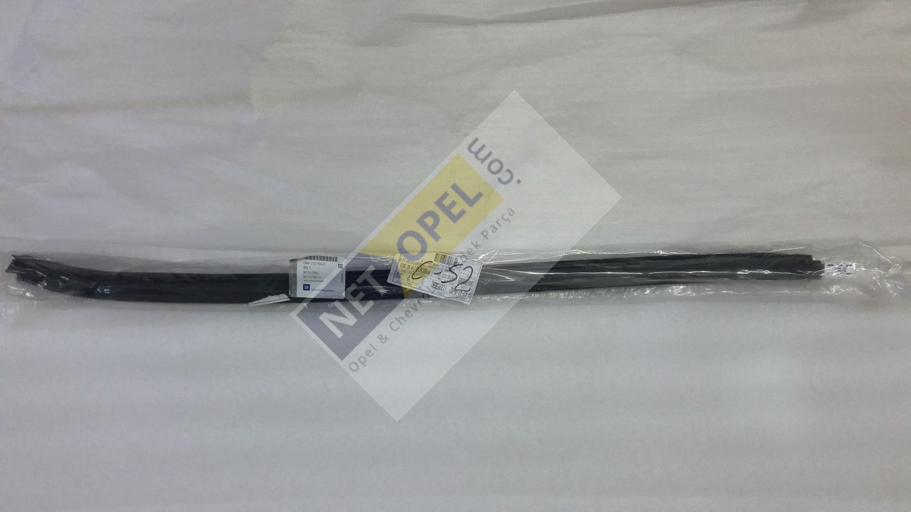 Opel Astra J Ön Cam Çıtası ( Bakaliti ) Yan Sol HB-NB