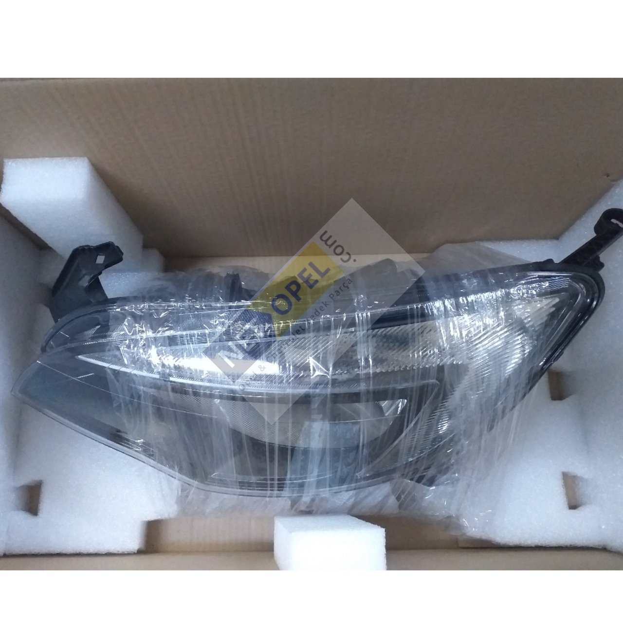 Opel Astra J Far Lambası Akkor ( Gündüz Sürüşü ) Sol 2012 >