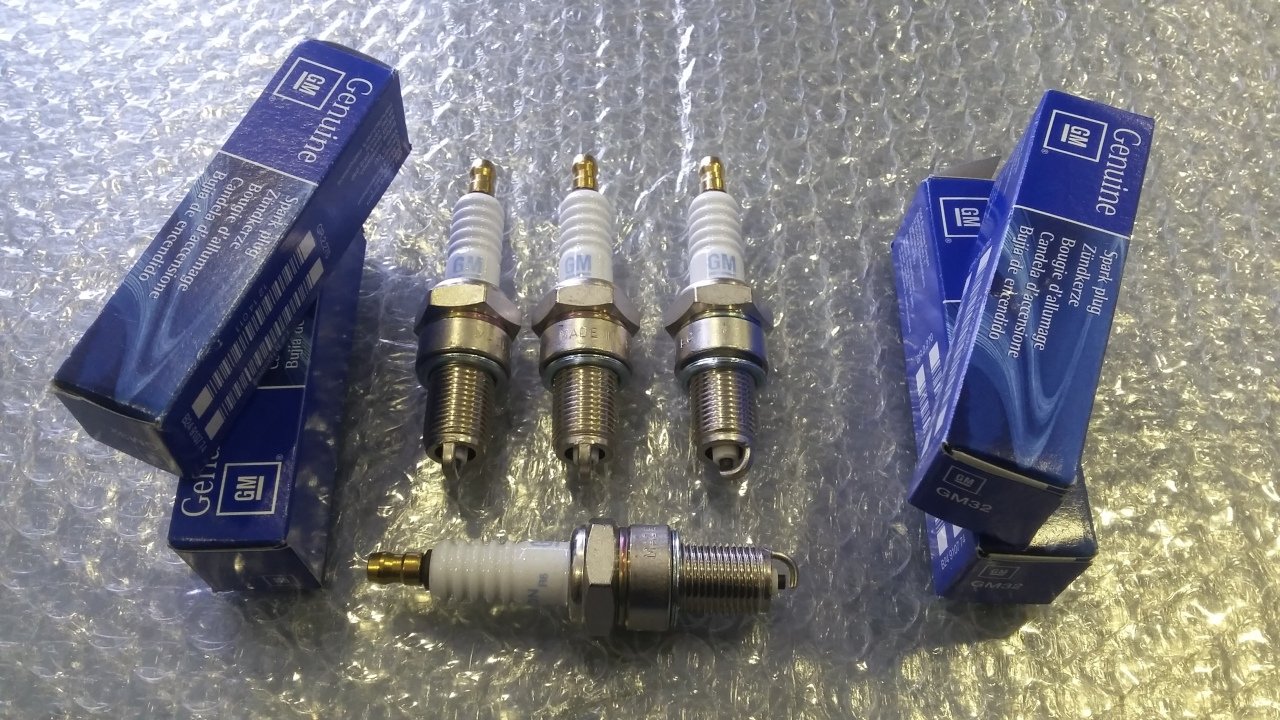 Opel Vectra A Buji Takımı Tek Tırnak Kalın Paso BOSCH Marka