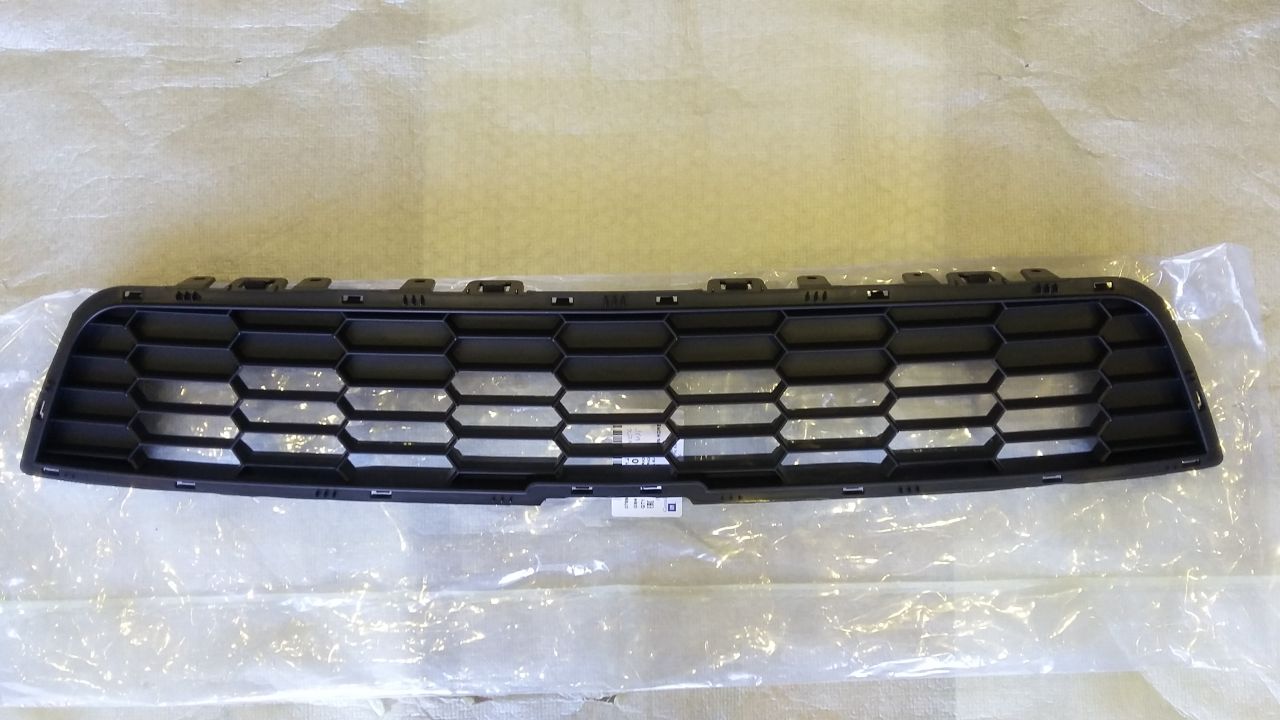 Chevrolet Aveo Panjur Üst  2011-2015  GM