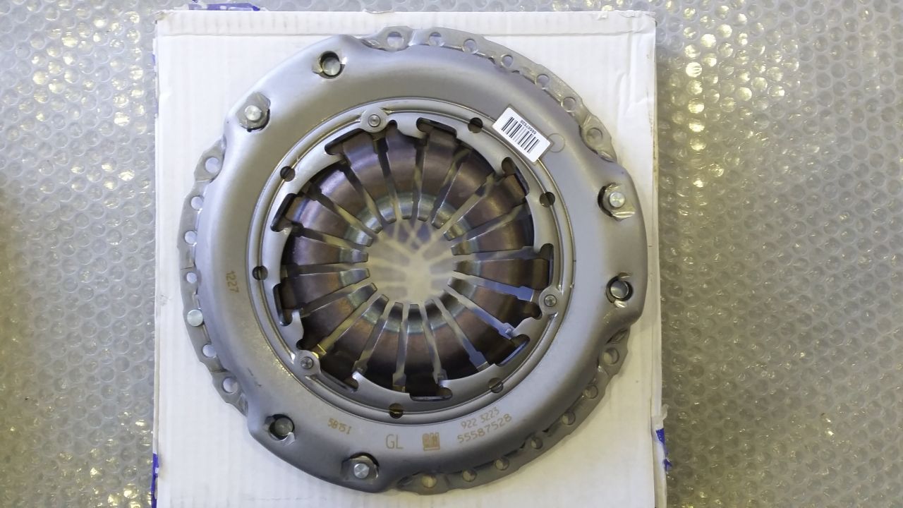 Opel Astra J Debriyaj Baskısı A14NET Motor GM