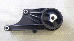 Opel Astra J Motor Kulağı ( Takozu ) Ön