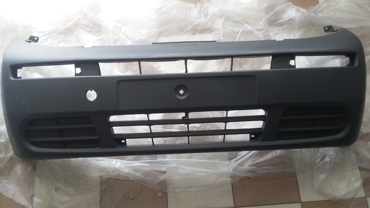Opel Vivaro Tampon Ön ( Sissiz - Sinyal Delikli ) 2001-2006 ithal