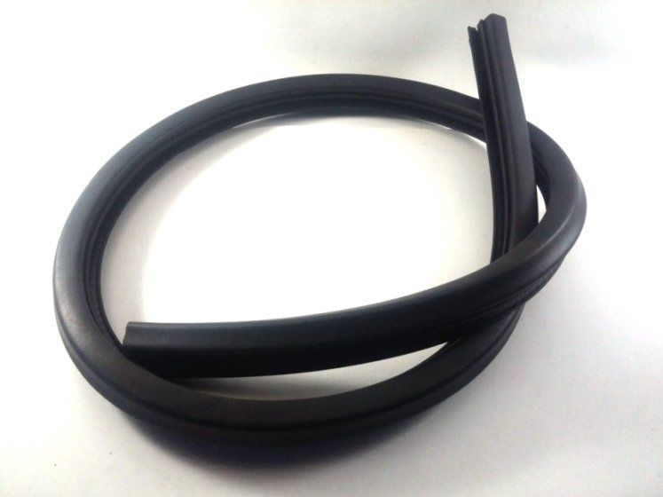 Opel Astra J Kaput Arka Lastik Fitili