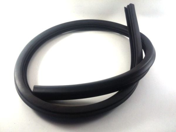 Opel Astra J Kaput Arka Lastik Fitili
