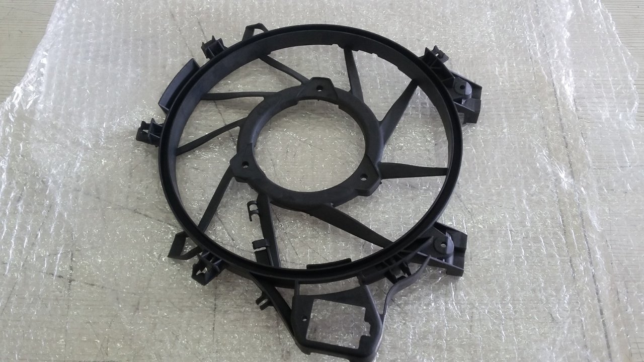 Opel Corsa C Klima Fan Davlumbazı 1.3 - 1.7 Motorlar
