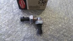 Opel Vectra B Yağ Müşürü ( Yağ Basınç Anahtarı ) 1.6- 1.8- 2.0- 2.5 Motor