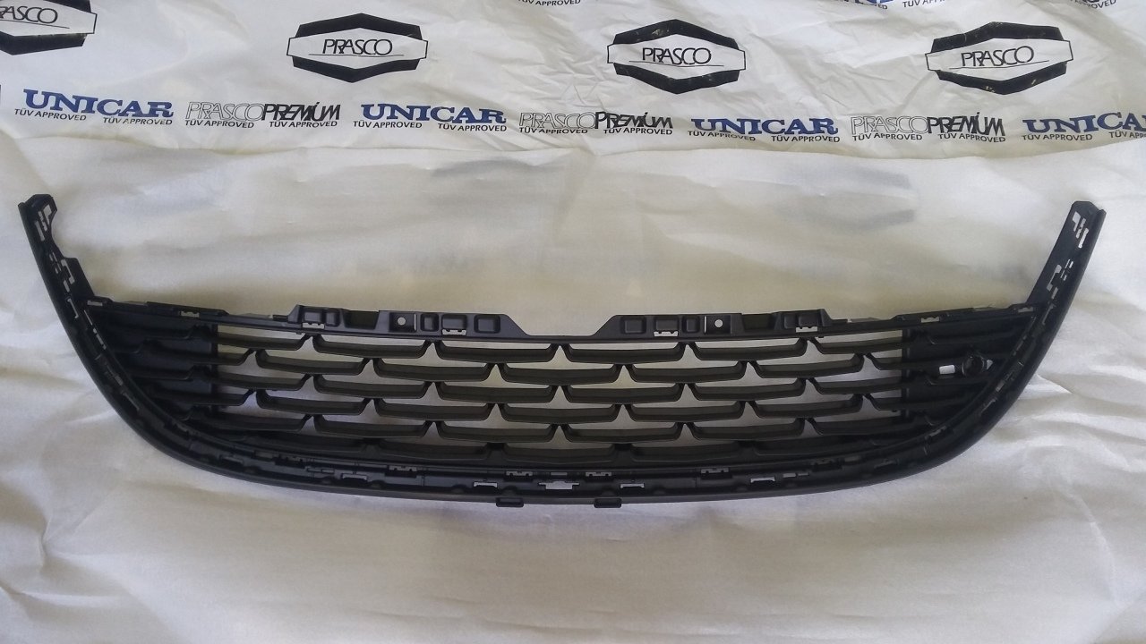 Opel Astra J Tampon Alt Izgara 2012 -