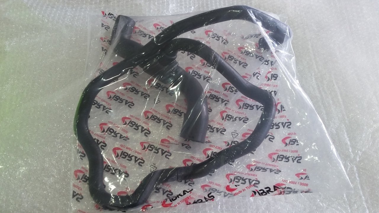Opel Vectra C Radyatör Alt Hortum ( Çıkış ) Z16XEP Motor Orjinal..