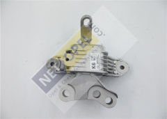 Chevrolet Cruze Motor Kulağı ( Takozu ) Sol