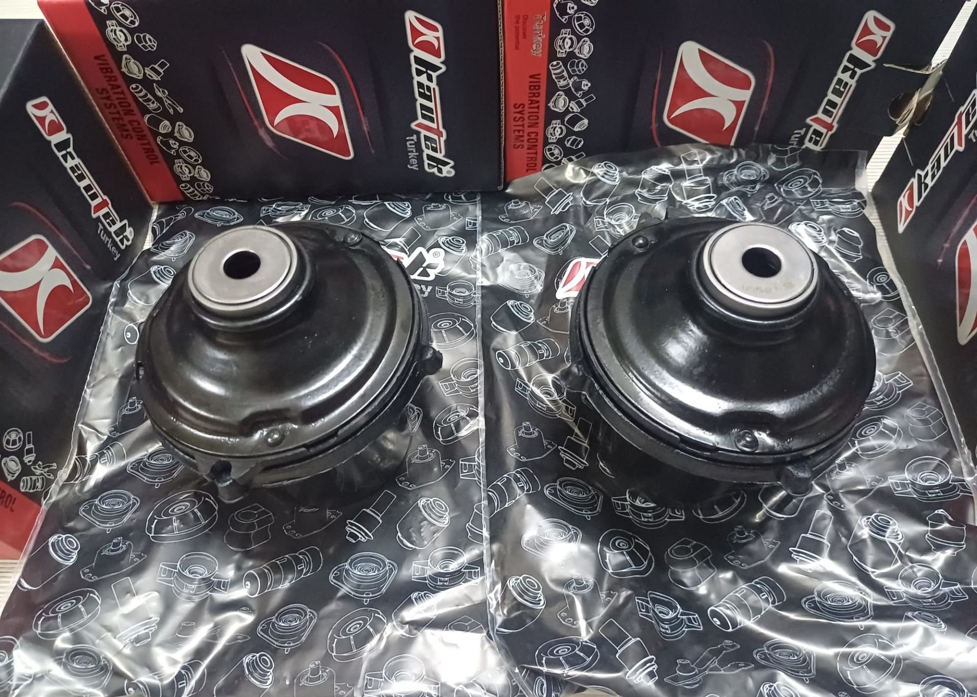 Opel Corsa C Amortisör Kulesi Takozu Takım