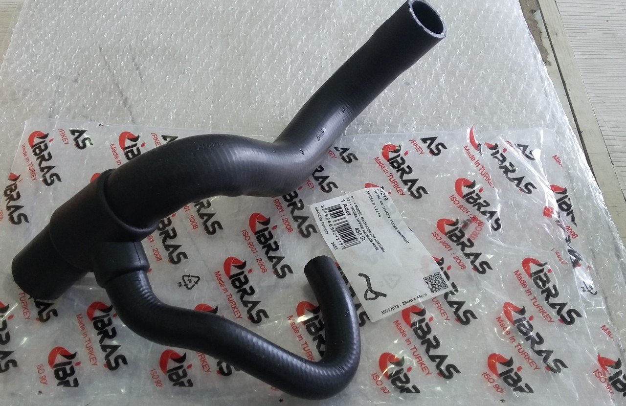 Opel Corsa D Radyatör Hortumu Üst ( Giriş ) A12XER-A14XER Motorlar