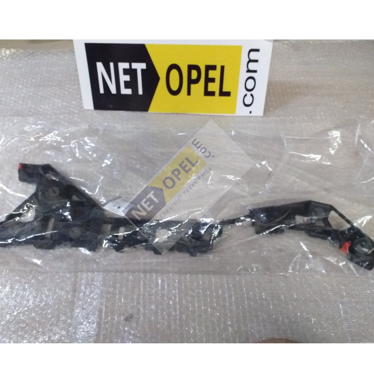 Opel Astra J Tampon Ayağı Braketi Sedan Sol Arka GM
