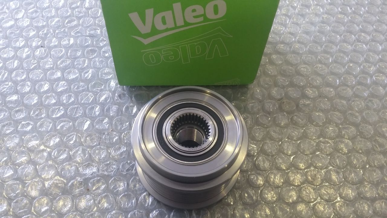 Chevrolet Captiva Şarz Dinomo Kasnağı ( Bilyası ) VALEO MARKA