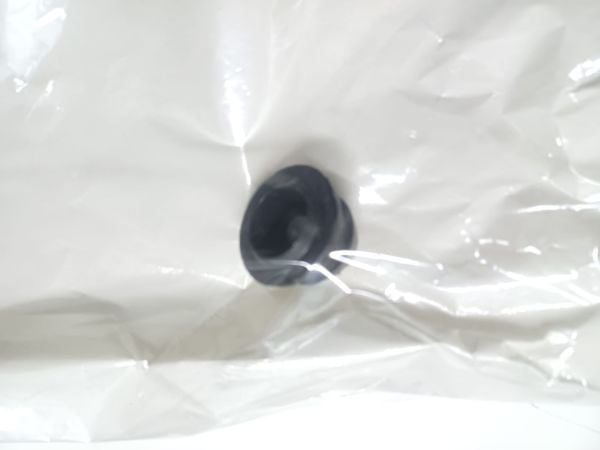 Opel Corsa C Hava Filtre Kutusu Lastik Takozu